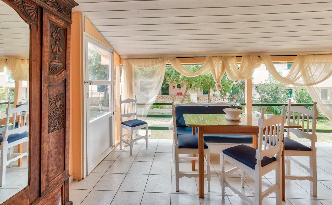 Ina Apartment Kalamáki Kültér fotó
