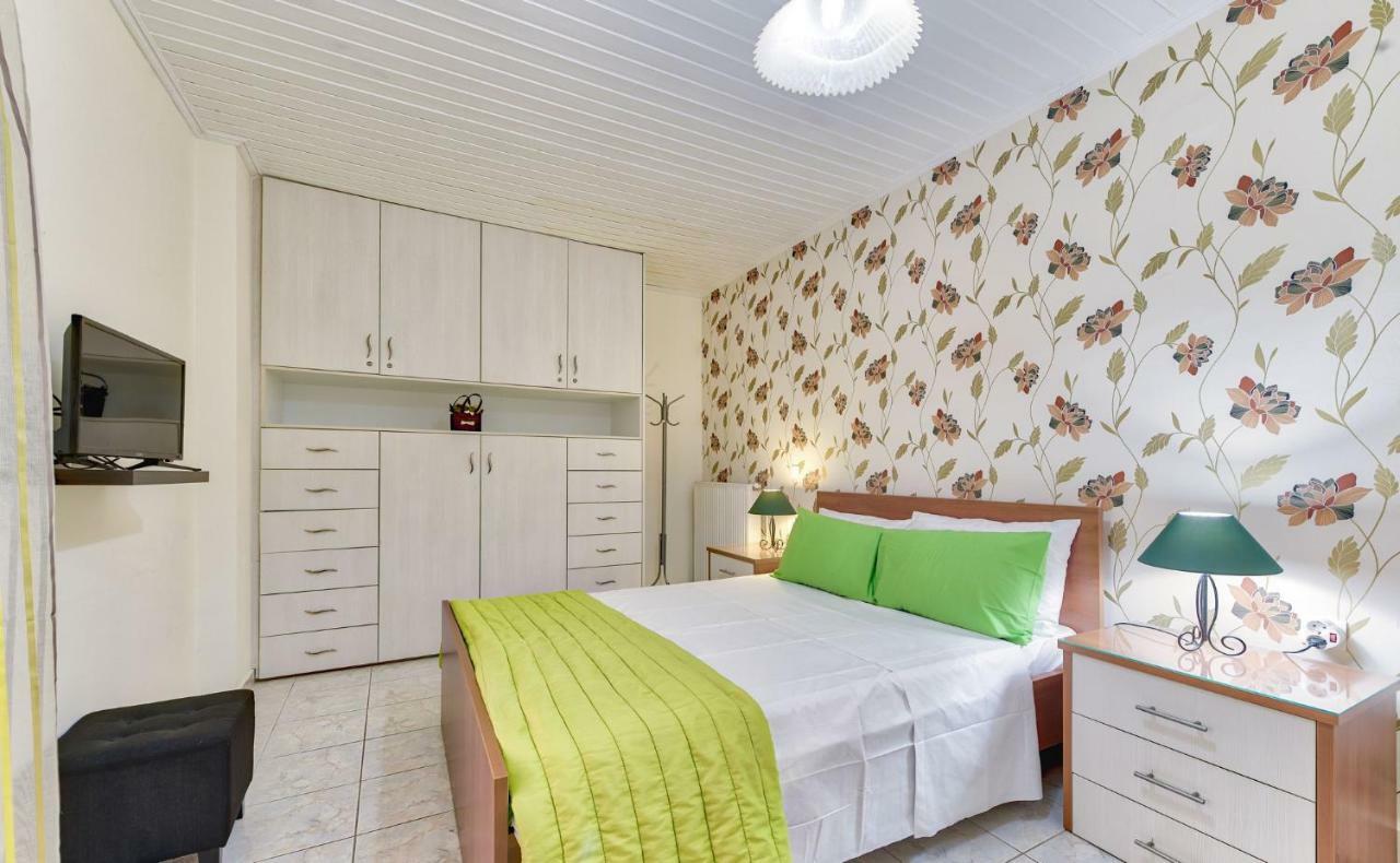 Ina Apartment Kalamáki Kültér fotó